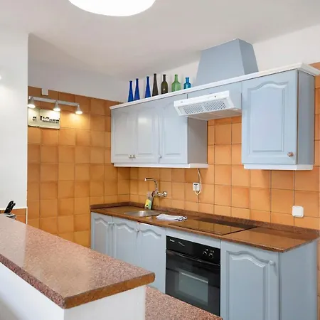 Apartment Puerto Chico 5